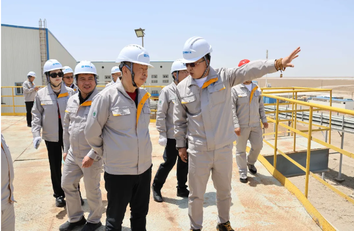 紫金矿业集团董事长陈景河光临韦德官方网站矿业调查调研